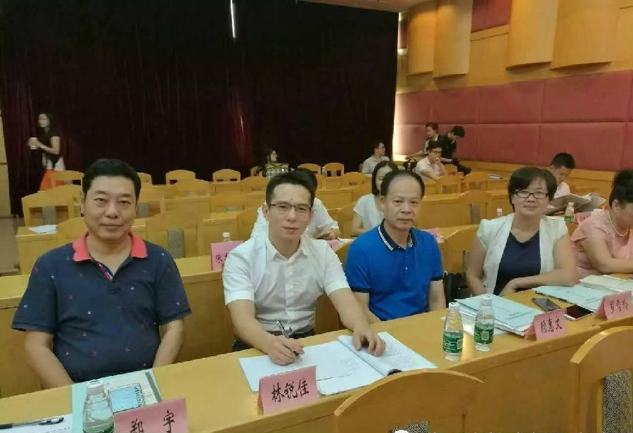 嘉源裝飾董事長(zhǎng)林銳佳代表我市參加全省社會(huì)組織黨組織負(fù)責(zé)人培訓(xùn)示范班